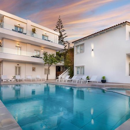 S U E N O - Studios And Apartments, With Shared Pool カト・ダラトソ エクステリア 写真
