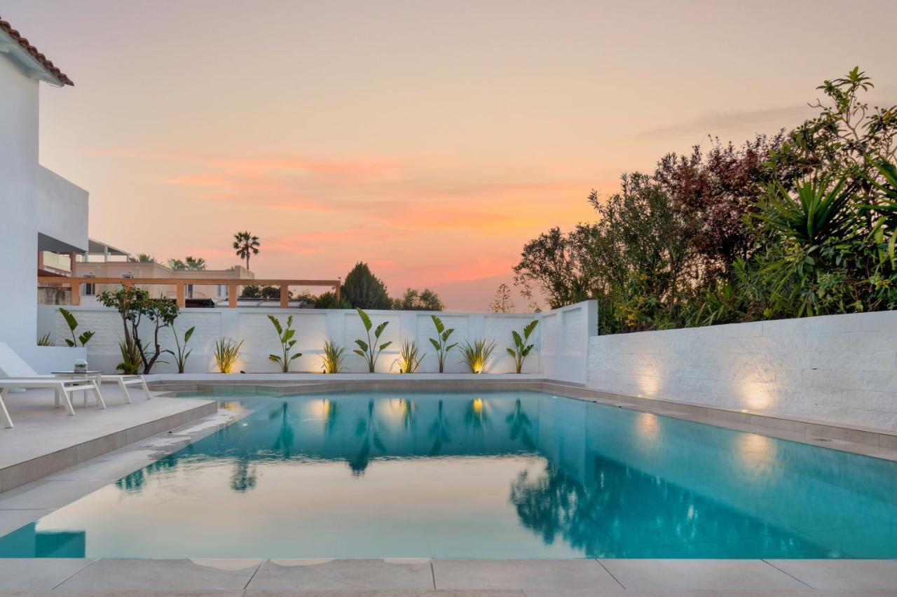 S U E N O - Studios And Apartments, With Shared Pool カト・ダラトソ エクステリア 写真